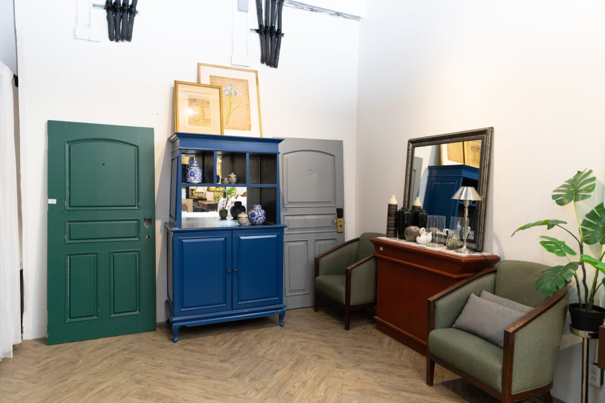 Secondhand Hotel Furniture for Renovation: Interior Designer’s Choice | reConcept