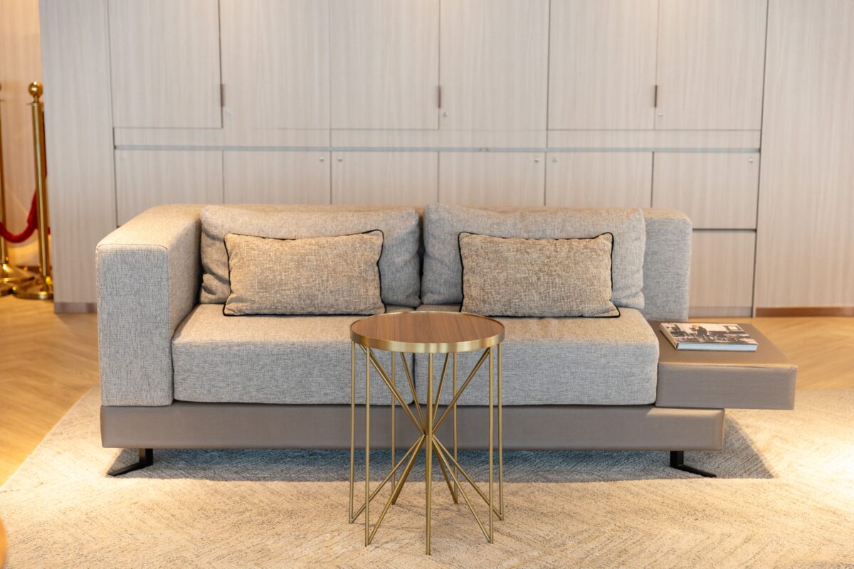 Secondhand Hotel Furniture for Renovation: Interior Designer’s Choice | reConcept