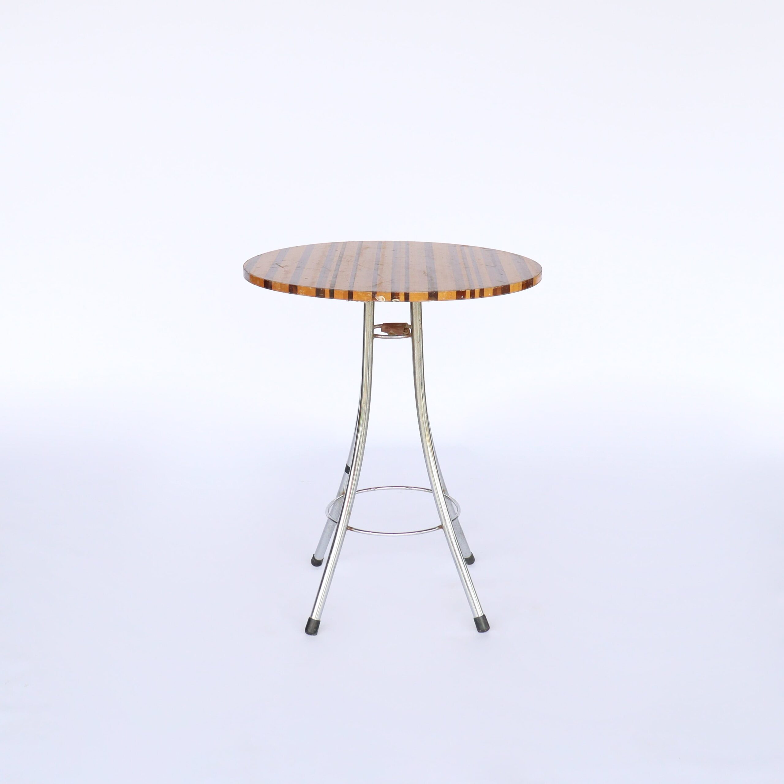 โต๊ะกลมสูง reConcept โต๊ะกลมสูง reConcept