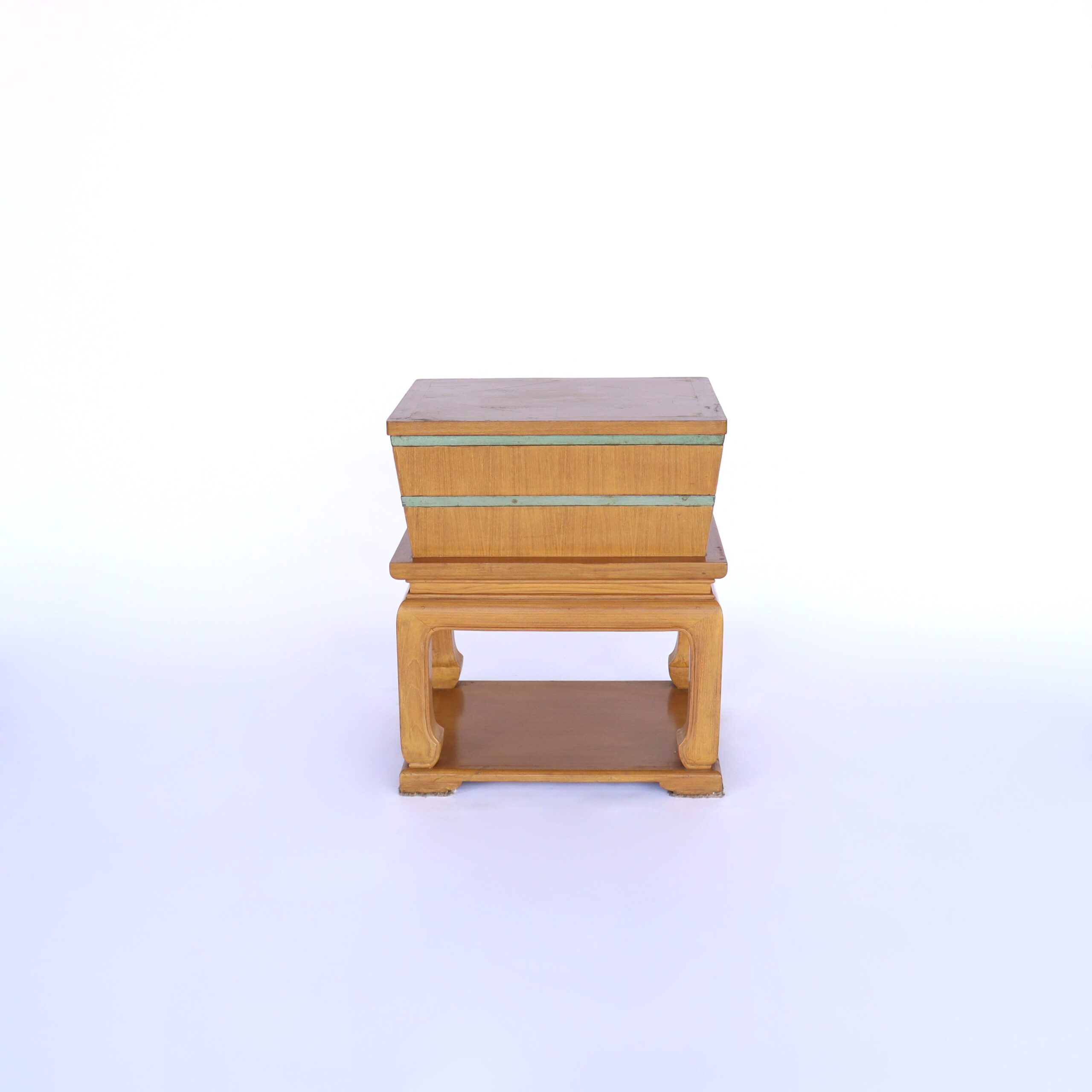 โต๊ะข้างไม้สักทองขาสิงห์ reconcept โต๊ะข้างไม้สักทองขาสิงห์ reconcept