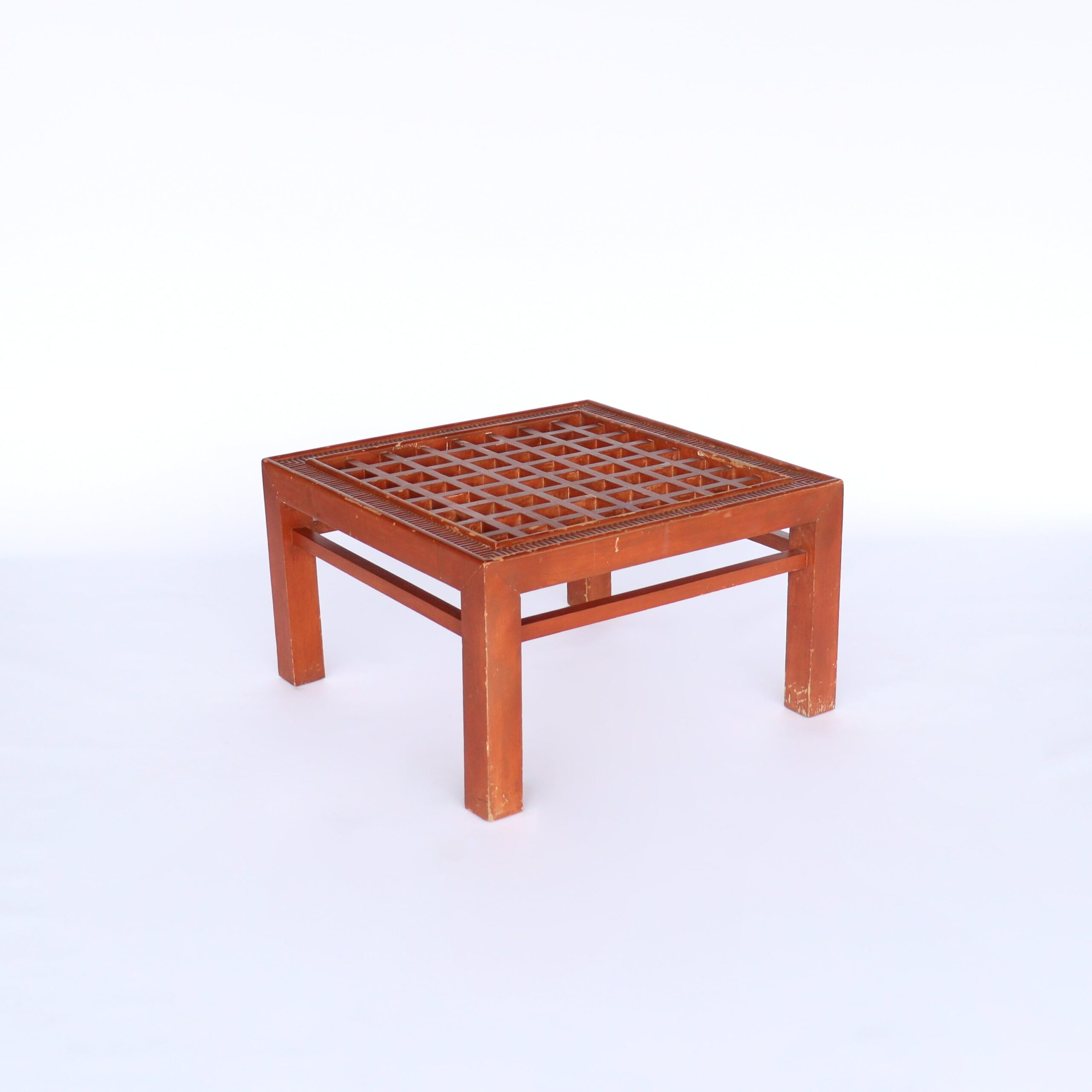 โต๊ะไม้ เฟอร์นิเจอร์มือสอง โรงแรม reconcept Wooden Coffee Table